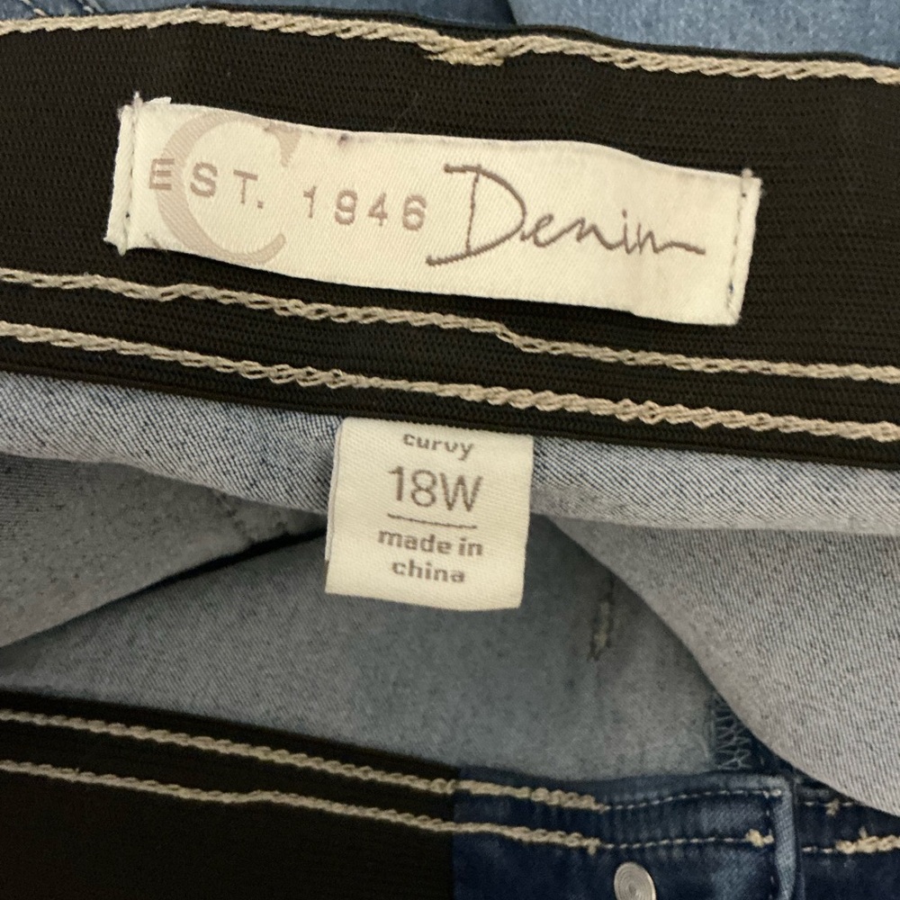 Blue Jeggings with Tapered Fit and Stretch - Picture 3 of 5